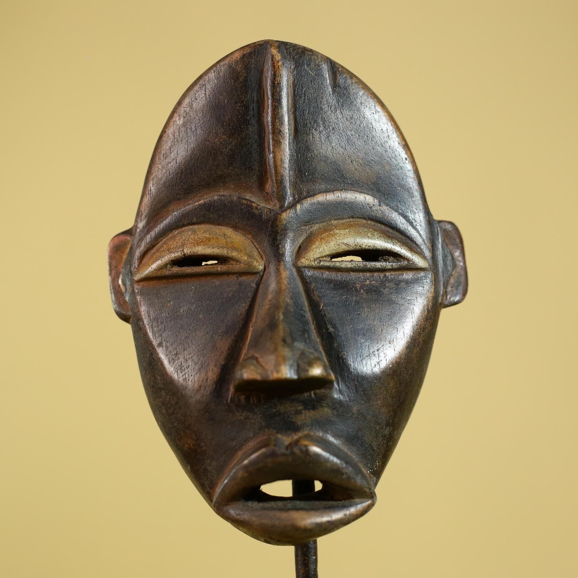 African Dan black face -Mask Hand Carved Wooden Tribal Art from Liberia-G6181