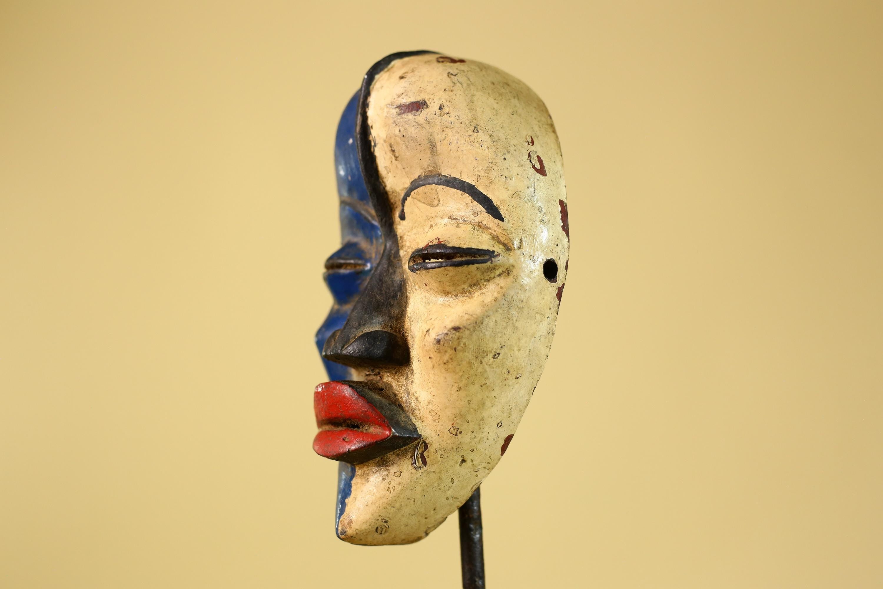 African Mask Dan Hand Carved Wood Tribal Art Vintage Wall Decor-G6262