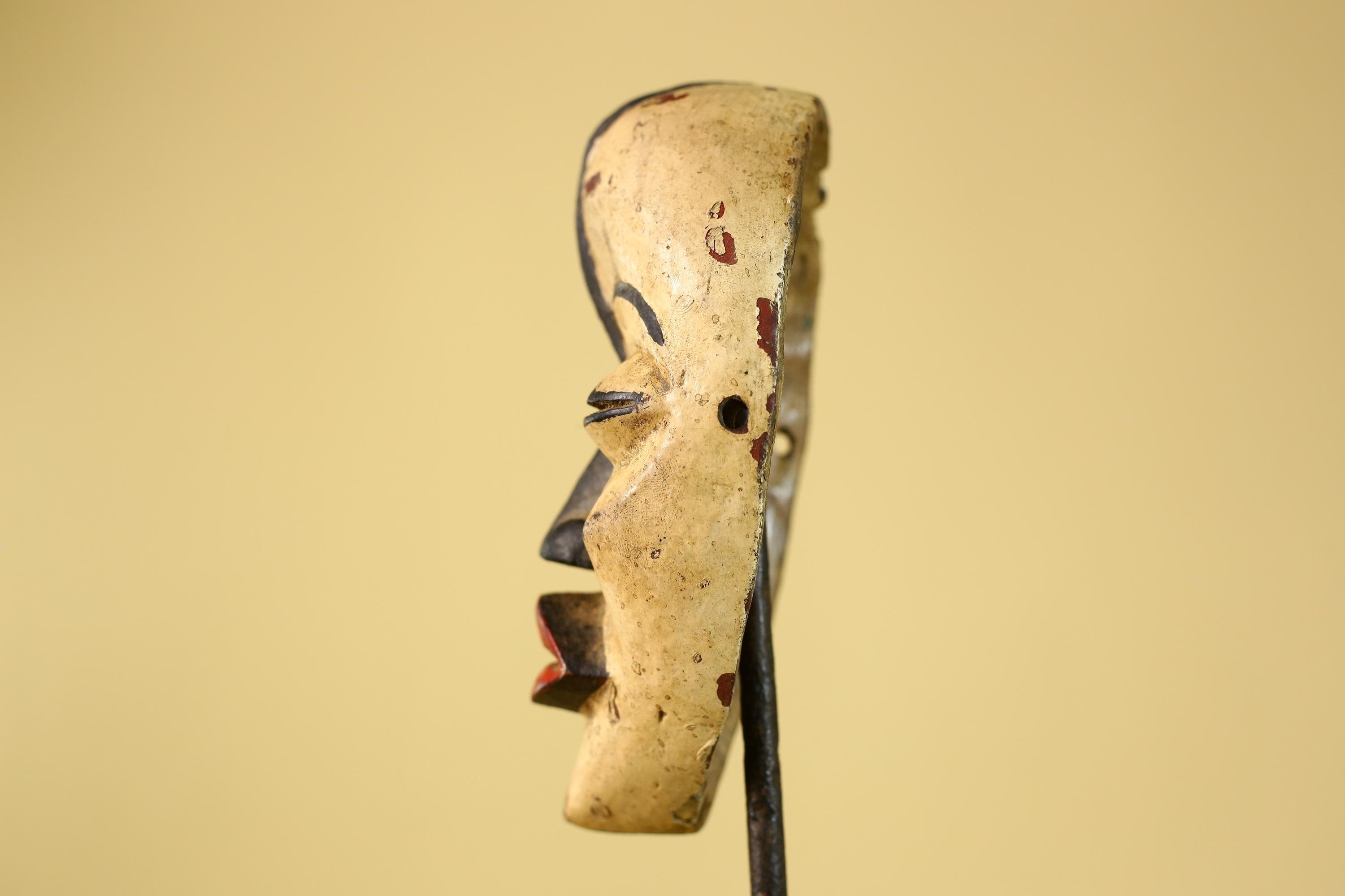 African Mask Dan Hand Carved Wood Tribal Art Vintage Wall Decor-G6262