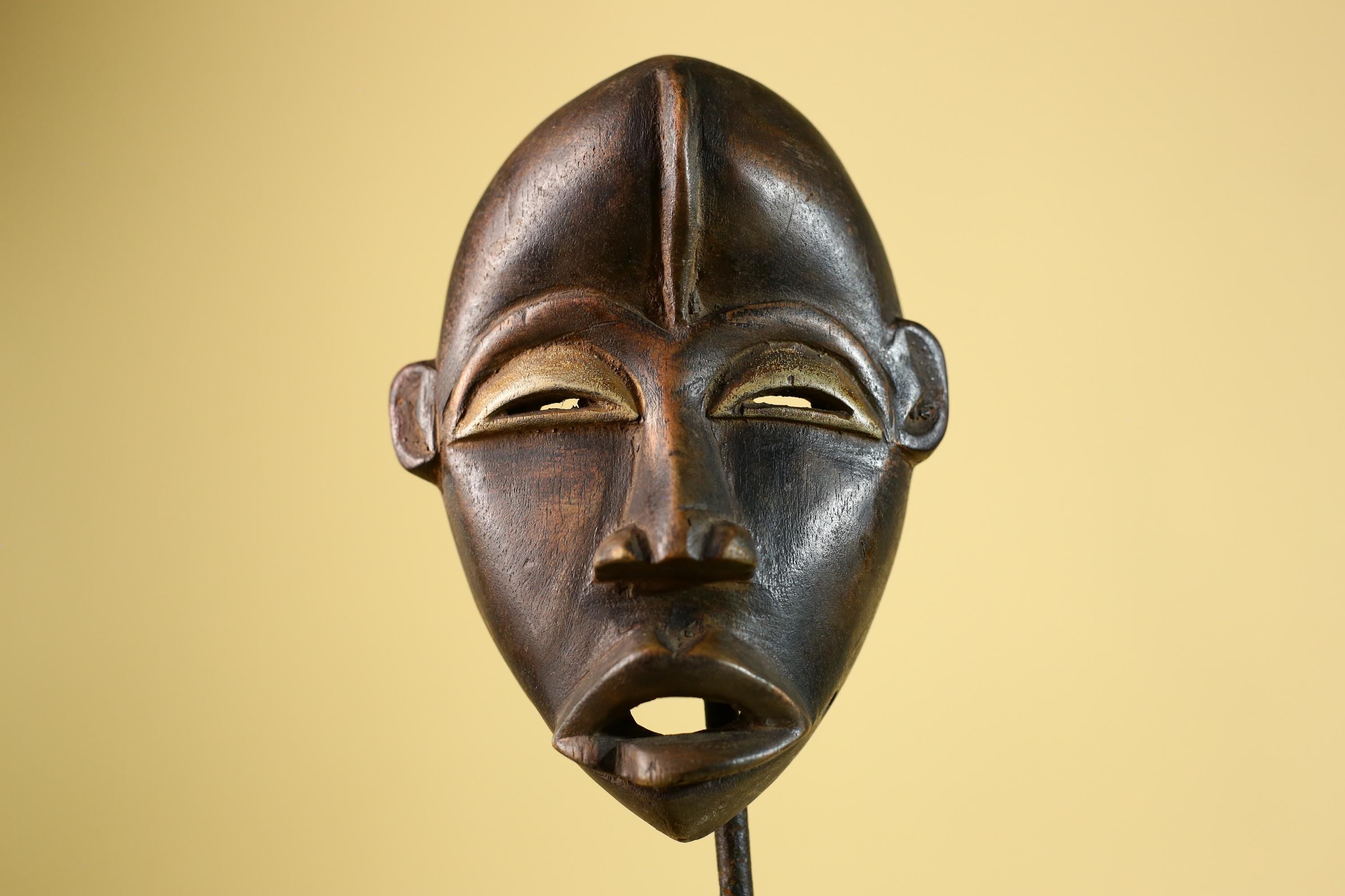Dan Mask – Hand Carved African Tribal Wood Mask from Liberia-G6222