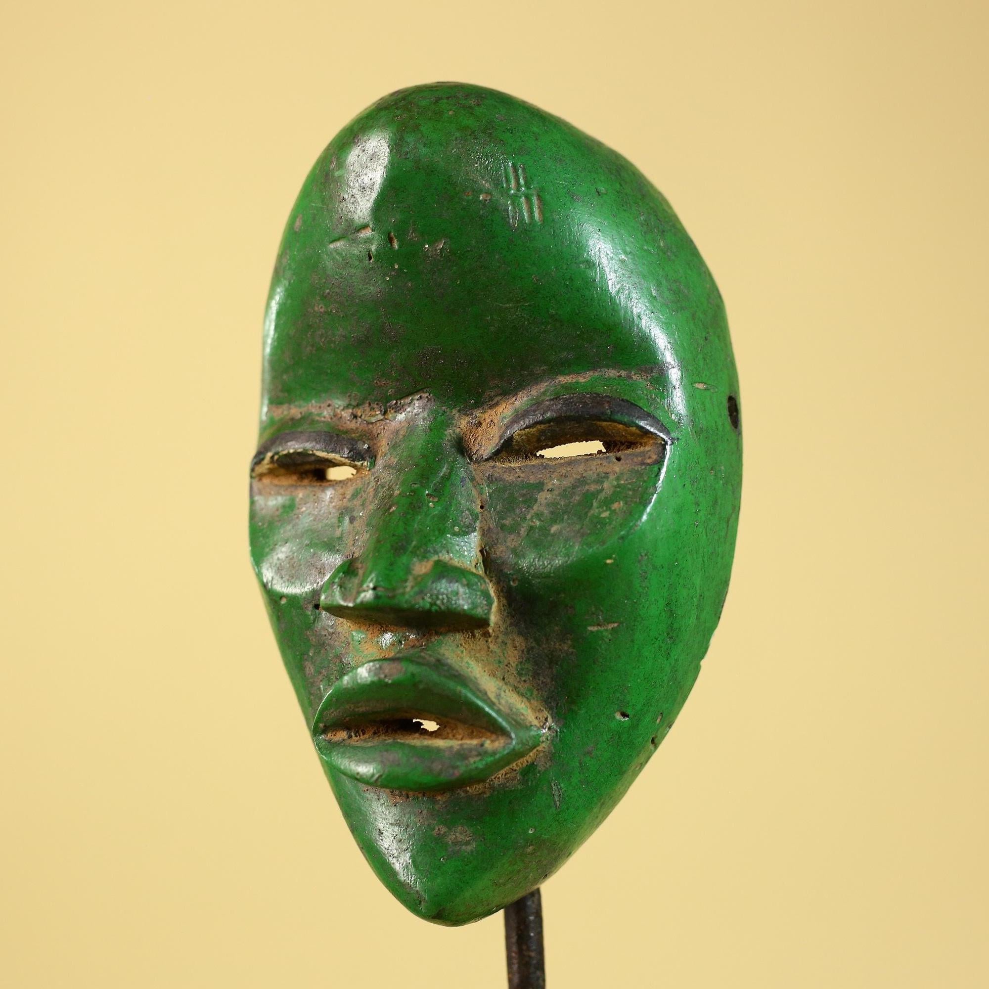 Vintage African Green Dan Mask: Hand Carved Wood Tribal Wall Artr-G6242