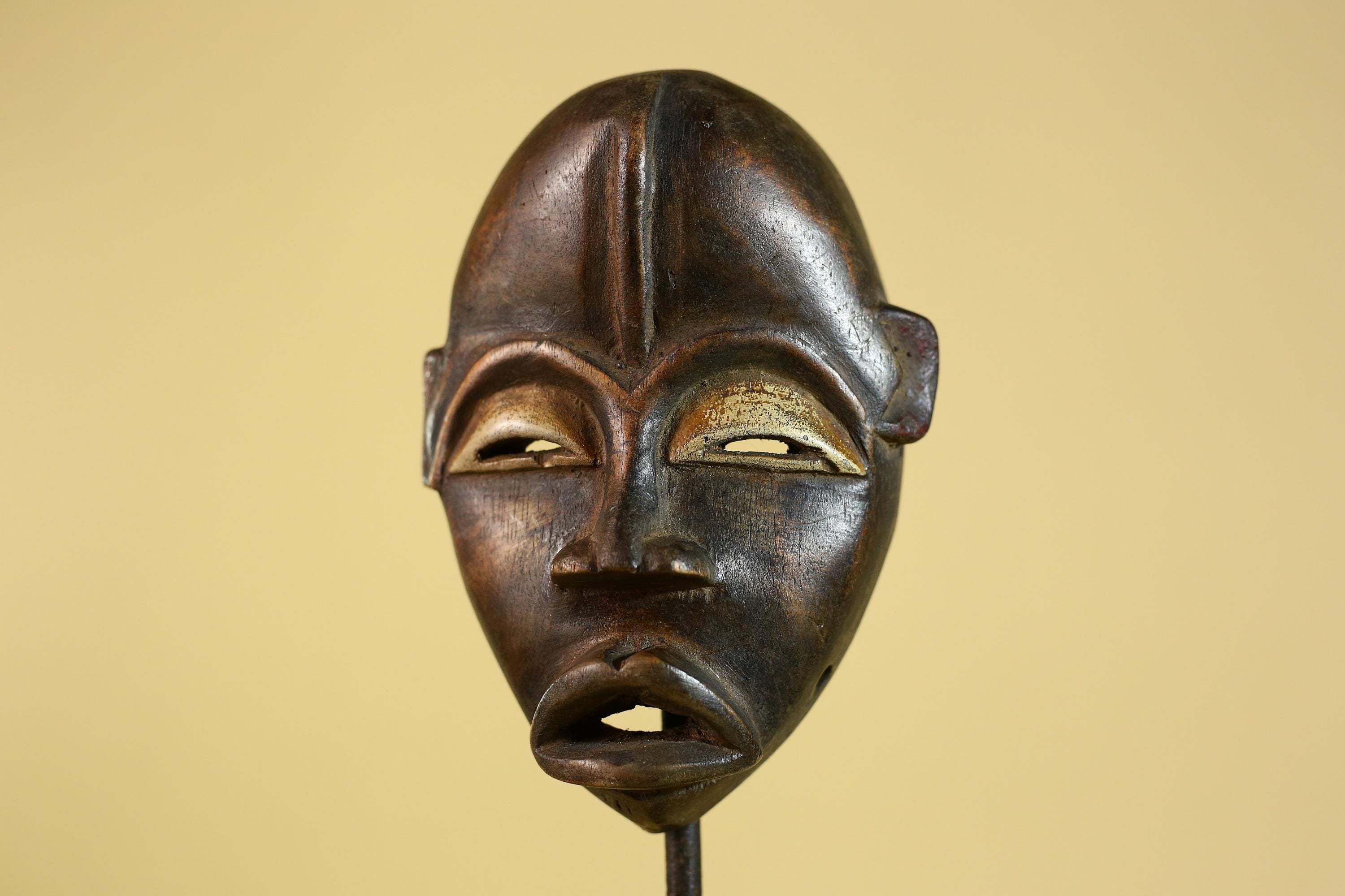 African Tribal Wooden Mask Hand Carved Vintage African Art Wall Decor- G6279