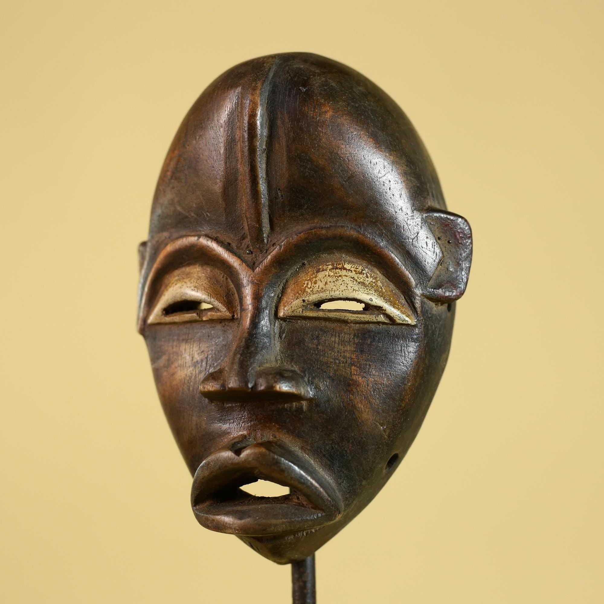African Tribal Wooden Mask Hand Carved Vintage African Art Wall Decor- G6279