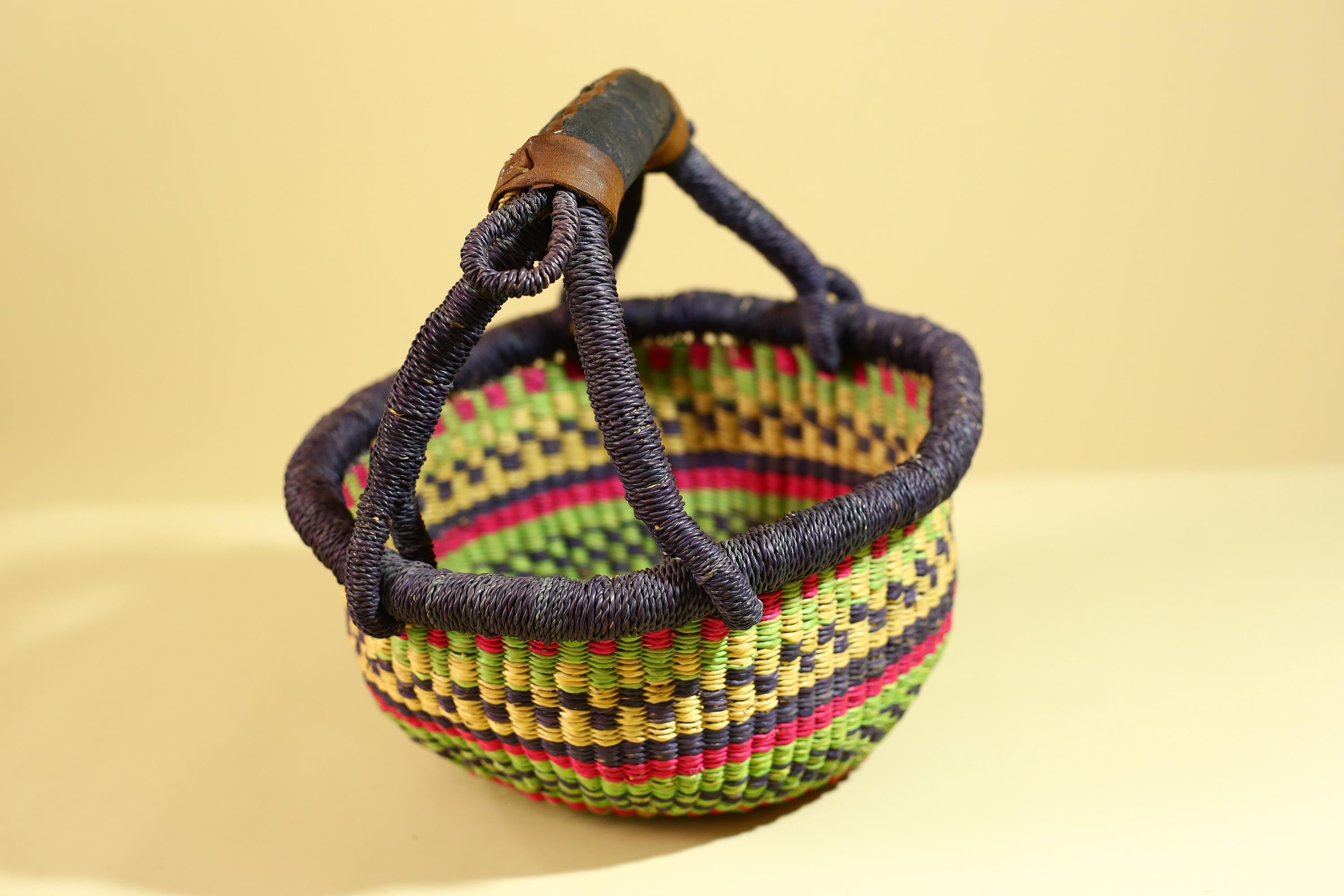 African Handwoven Market Basket Natural Fiber Straw Tote With Leather Handle-G6288