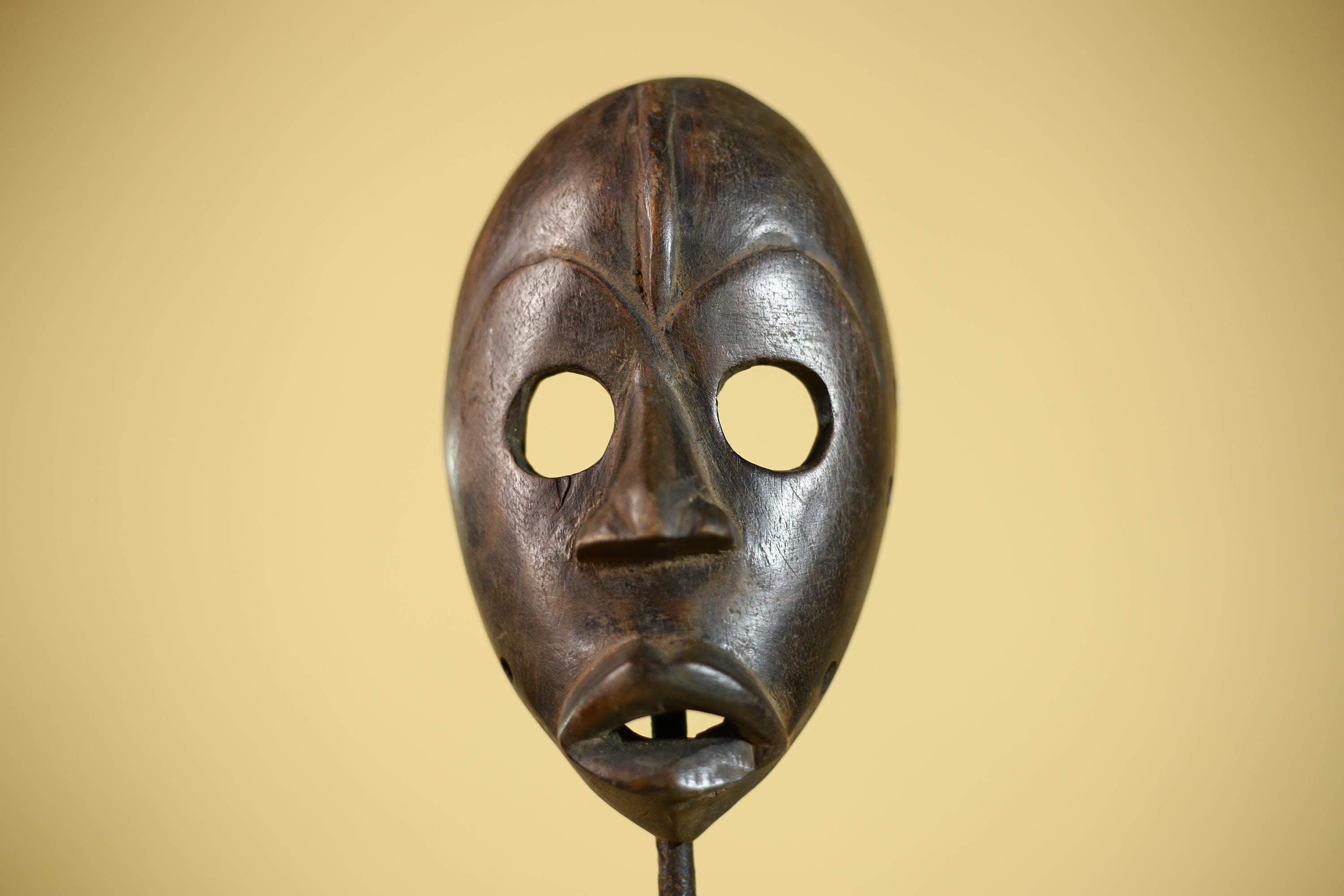 African Tribal Mask Hand Carved Wood Wall Mask Ethnographic Sculpture-G6322