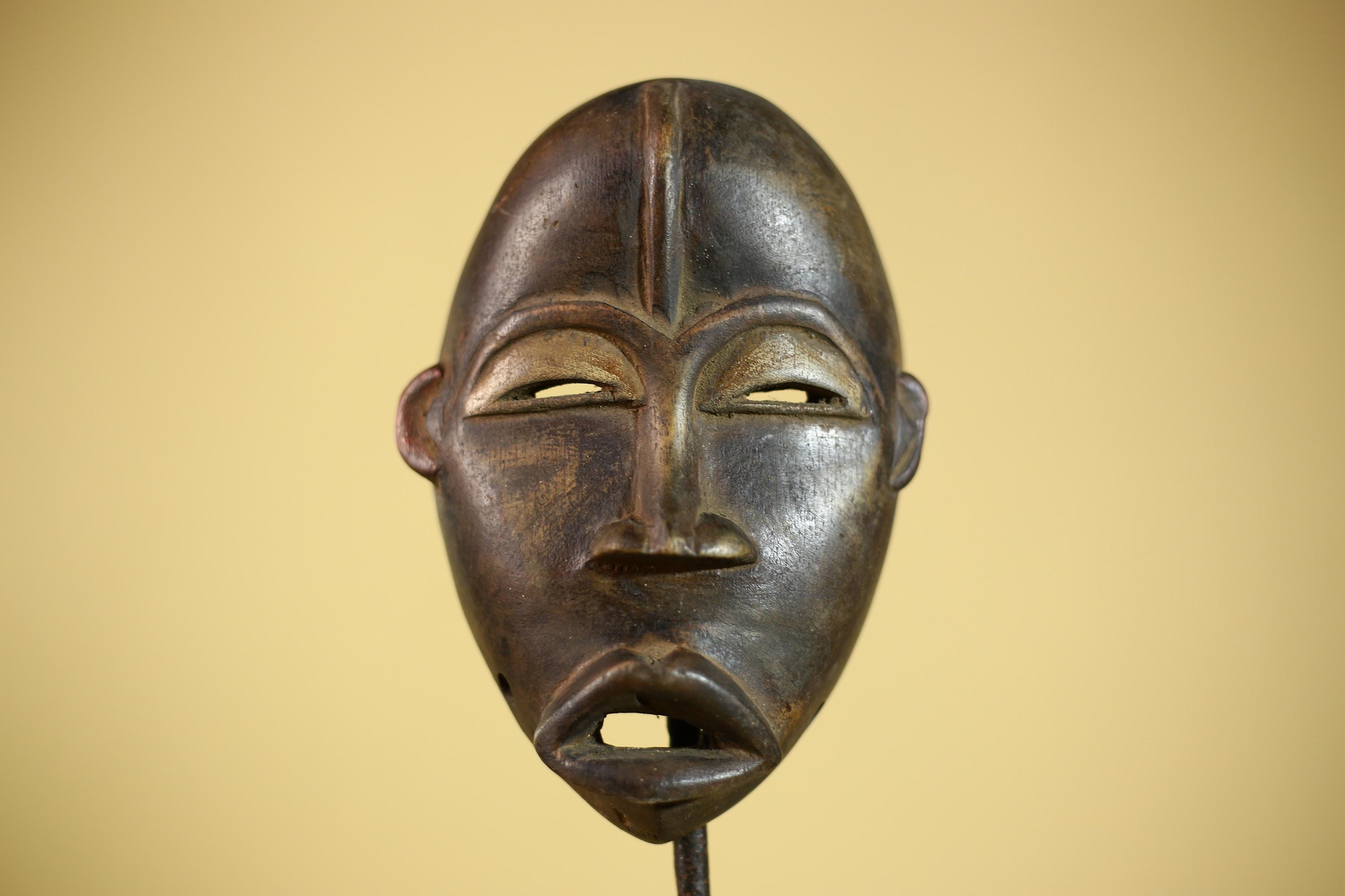 African Wooden Mask Hand Carved Tribal Face Traditional Wall Hanging -G6323