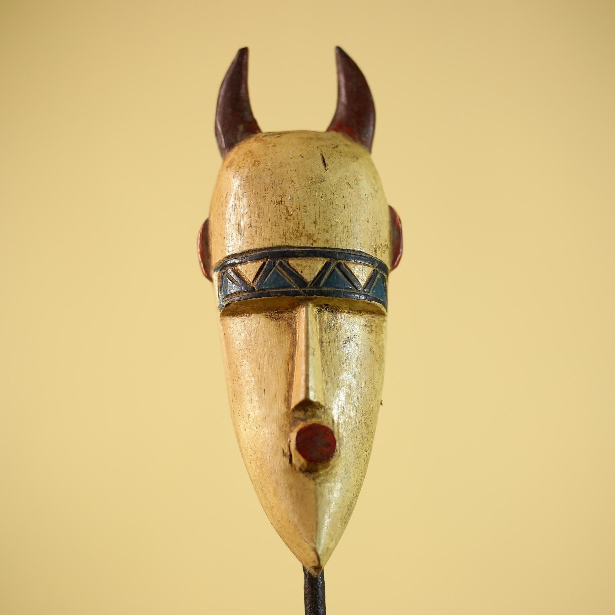 African Horned Tribal Mask Hand Carved Wood Wall Mask Ethnographic Decor-G6324