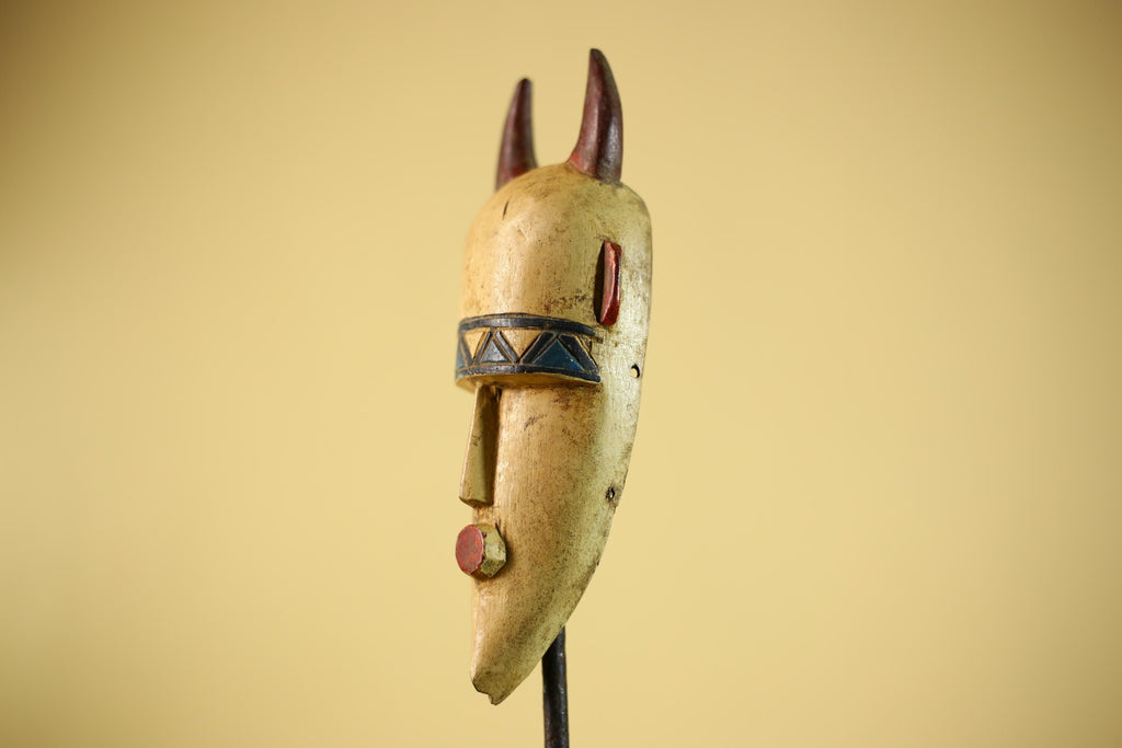 African Horned Tribal Mask Hand Carved Wood Wall Mask Ethnographic Decor-G6324