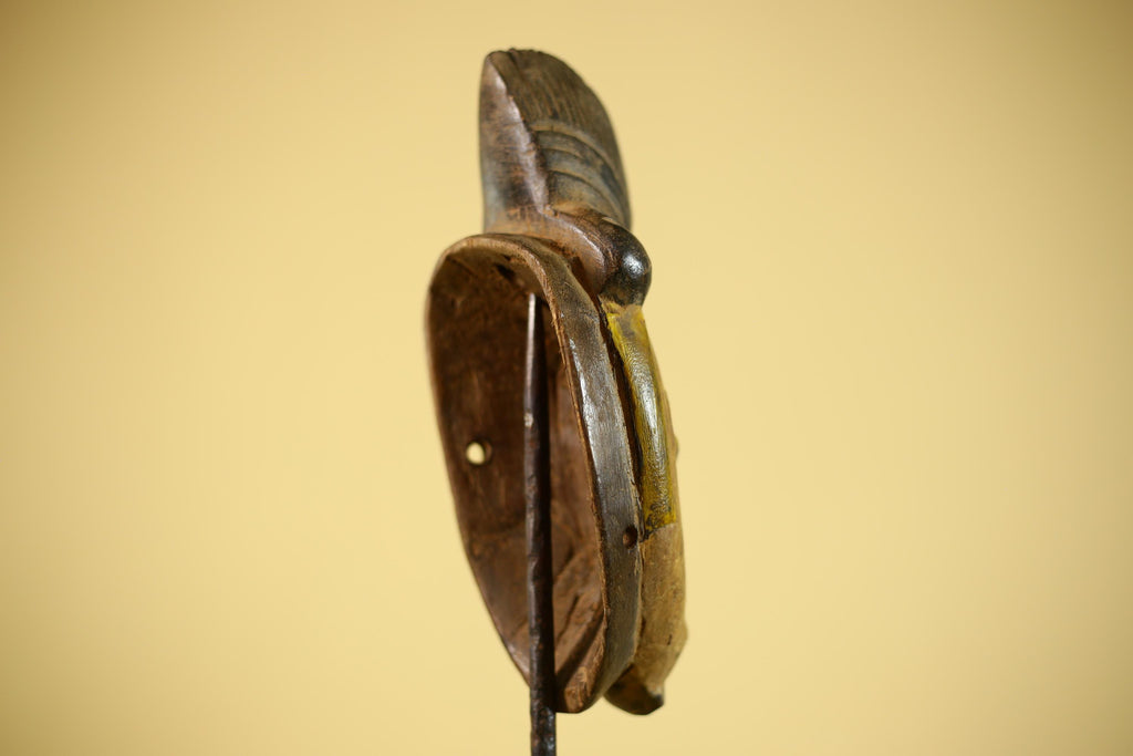 Vintage African Tribal Mask Hand Carved Wood Wall Hanging Sculpture-G6325
