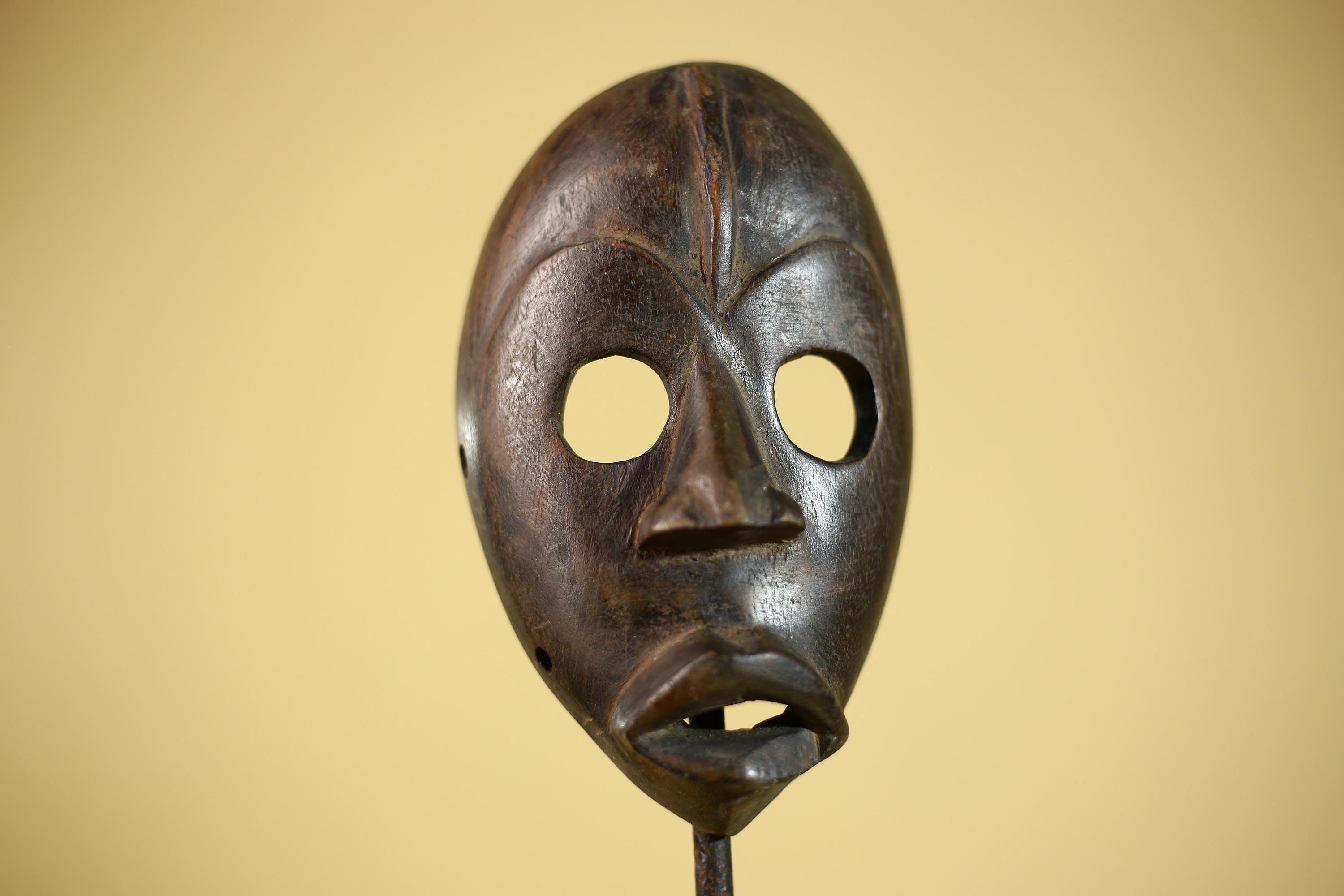 African Tribal Mask Hand Carved Wood Wall Mask Ethnographic Sculpture-G6322