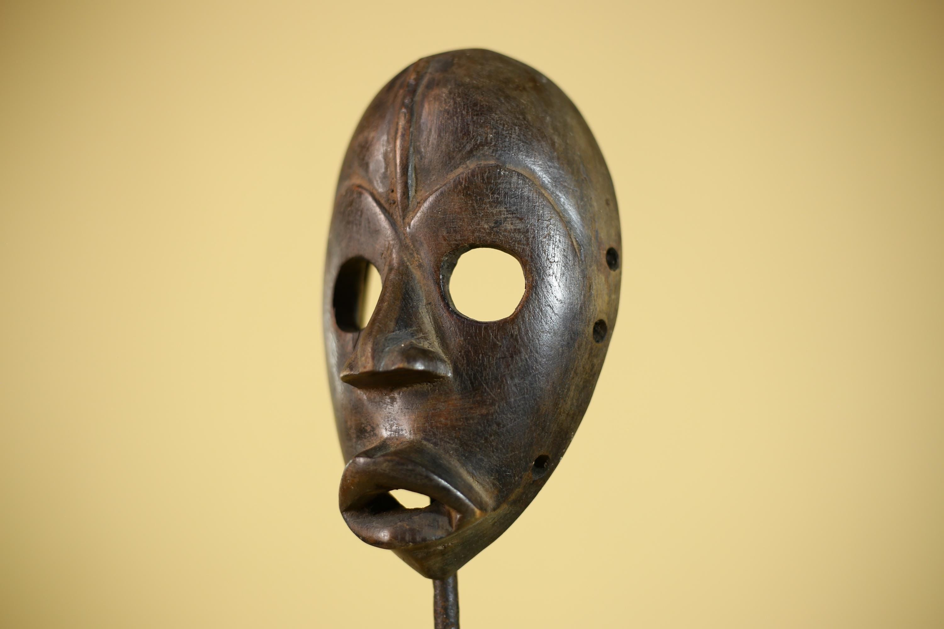 African Tribal Mask Hand Carved Wood Wall Mask Ethnographic Sculpture-G6322