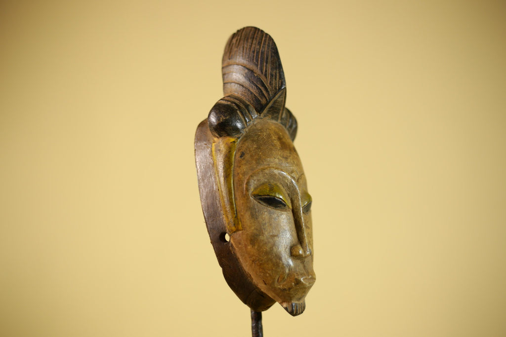 Vintage African Tribal Mask Hand Carved Wood Wall Hanging Sculpture-G6325